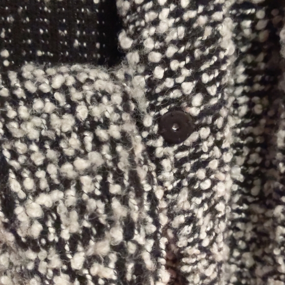 Coat - Picture 3 of 4